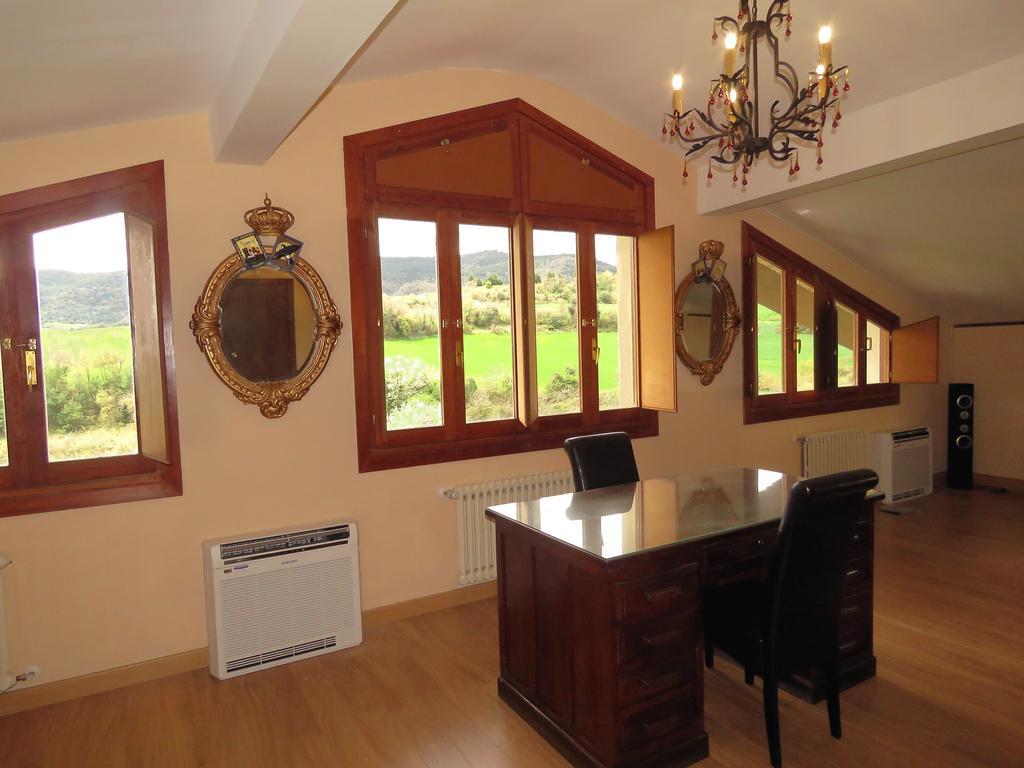 דירות Pobes Elai Etxea Loft Baias מראה חיצוני תמונה